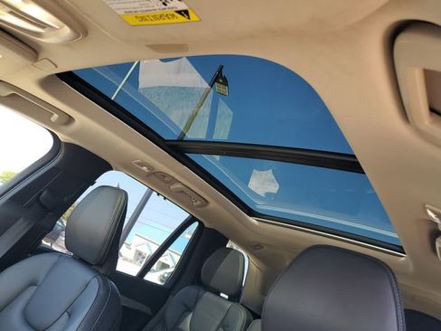 Used 2024 Volvo XC90 T8 Ultimate w/ Protection Package Premier AWD/4WD image 15