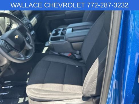 Certified 2024 Chevrolet Silverado 1500 Custom w/ Turbomax Blackout Package AWD/4WD image 18