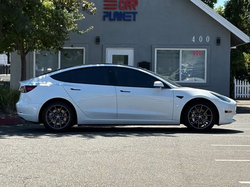 Used 2021 Tesla Model 3 Long Range AWD/4WD image 4