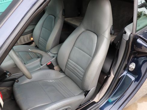 Used 2003 Porsche 911 Carrera image 19