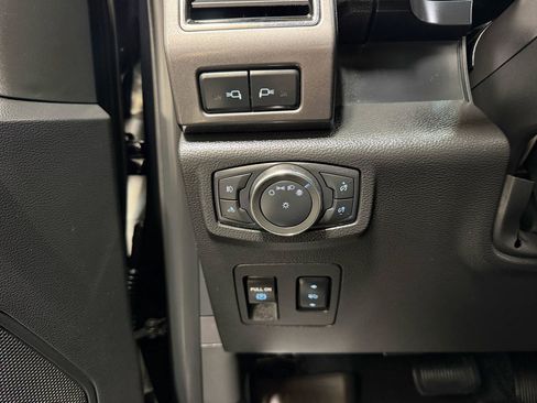 Used 2018 Ford F150 XLT w/ Equipment Group 302A Luxury AWD/4WD image 14