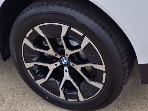 New 2026 BMW X3 xDrive30i w/ Premium Package AWD/4WD image 7