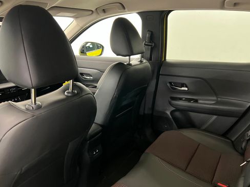 New 2026 Nissan Kicks SR FWD image 19