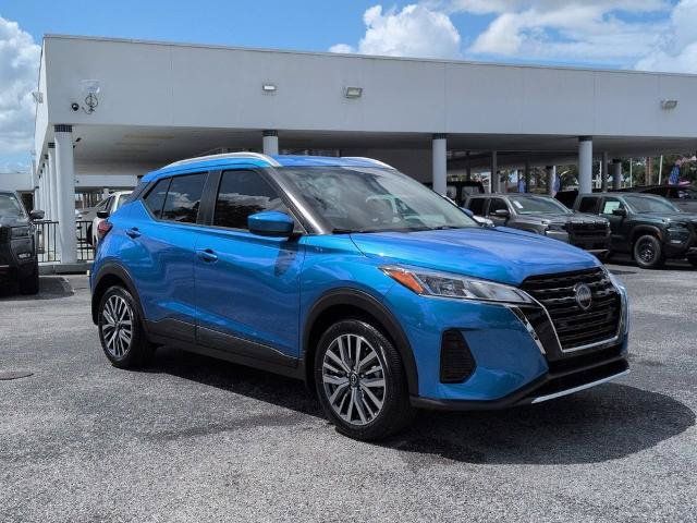 Certified 2024 Nissan Kicks SV FWD image 2