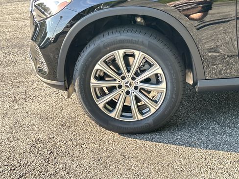 New 2026 Mercedes-Benz GLC 300 image 16