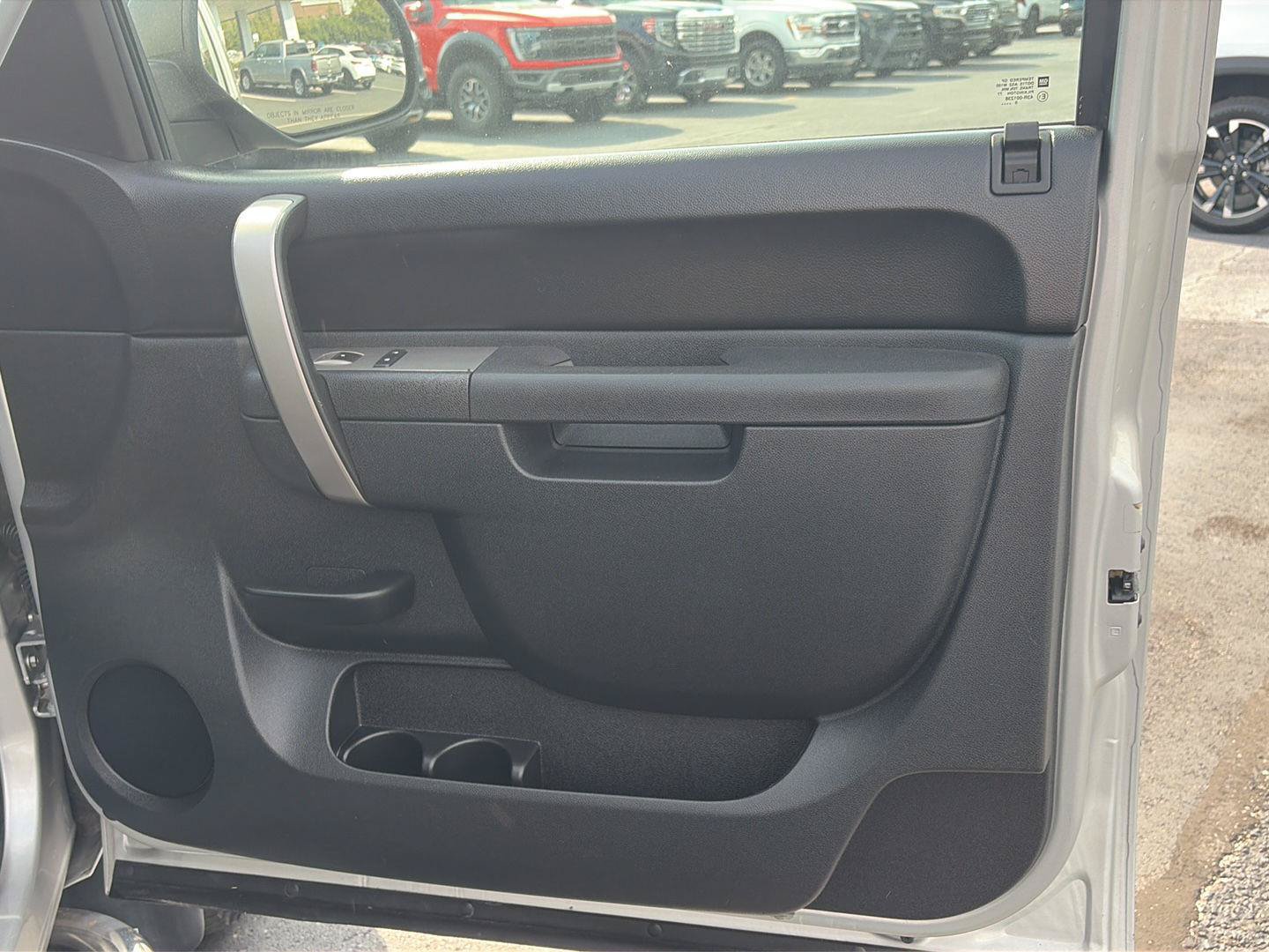 Used 2011 GMC Sierra 2500 SLE w/ Convenience Package AWD/4WD image 15