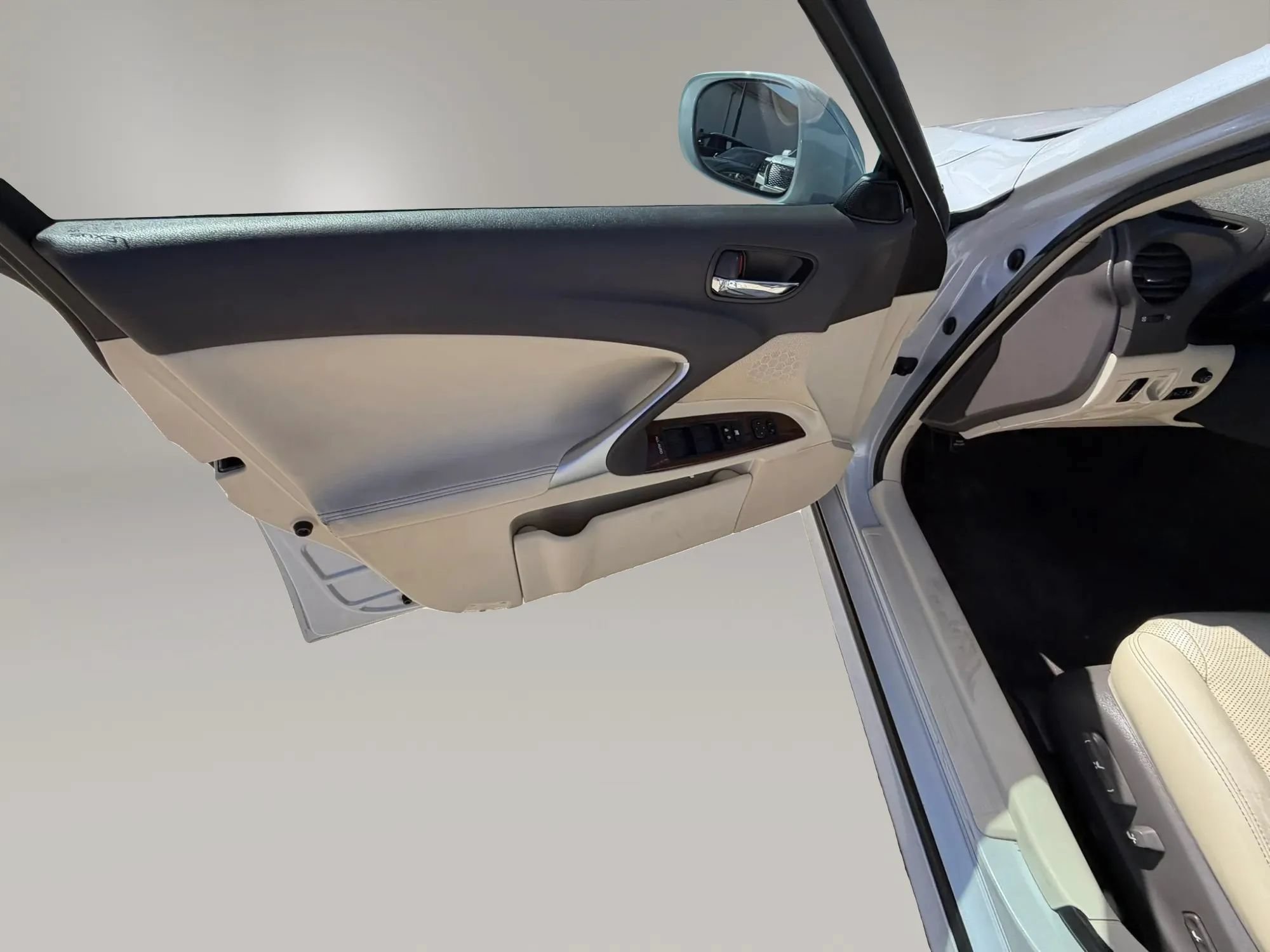 Used 2011 Lexus IS 350 w/ Premium Pkg Value Edition RWD image 22