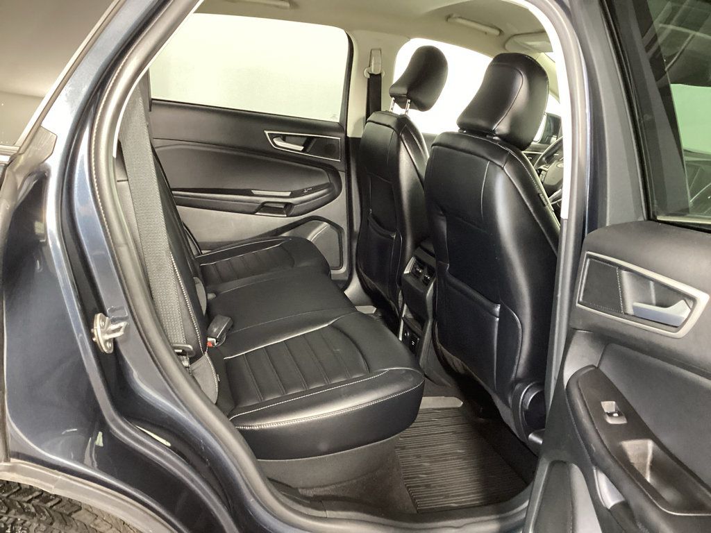 Used 2023 Ford Edge SEL w/ Convenience Package AWD/4WD image 12