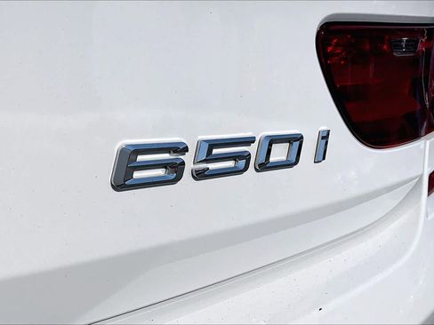 Used 2018 BMW 650i Convertible image 30