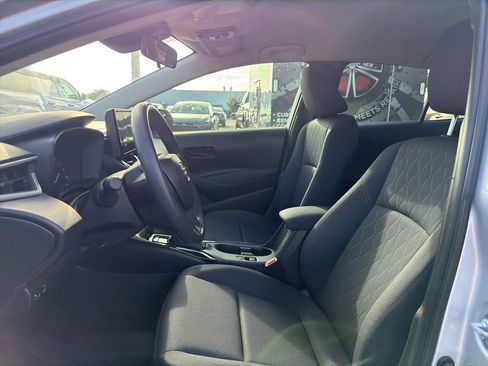 Used 2024 Toyota Corolla LE FWD image 9