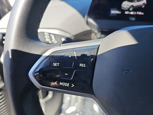 Used 2023 Volkswagen ID.4 Pro S image 17