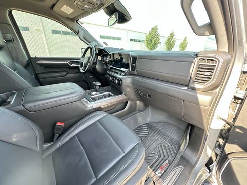 Certified 2024 Chevrolet Silverado 1500 LTZ AWD/4WD image 28