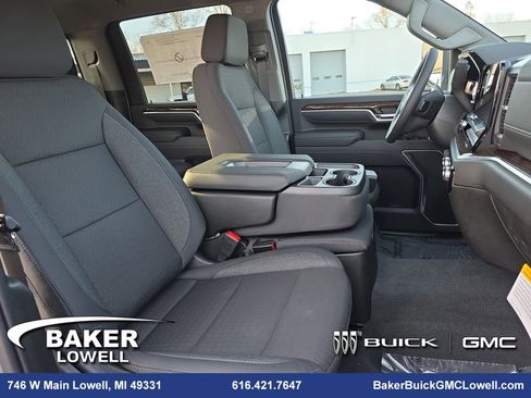 New 2026 GMC Sierra 2500 SLE w/ SLE Value Package; image 10