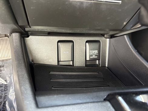 Used 2014 Honda Civic LX image 25