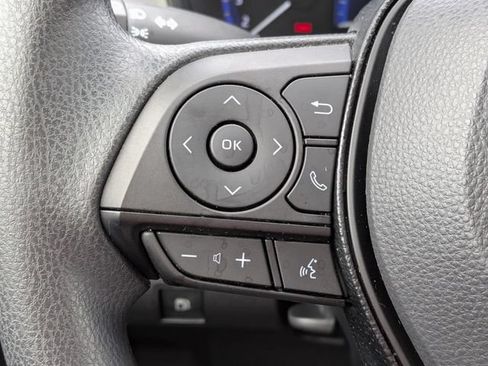 Used 2021 Toyota Corolla LE FWD image 21