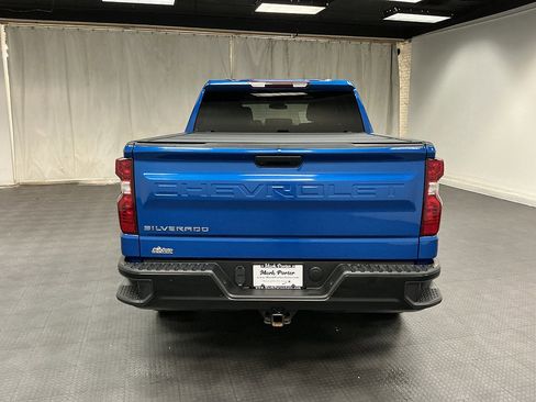 Used 2023 Chevrolet Silverado 1500 W/T w/ WT Value Package AWD/4WD image 4