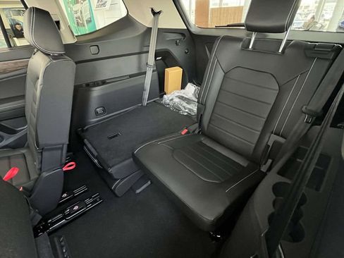 New 2025 Volkswagen Atlas SEL AWD/4WD image 9