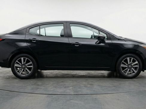 Used 2025 Nissan Versa SV FWD image 11