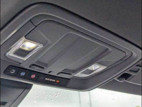 Used 2022 Chevrolet Silverado 1500 Custom Trail Boss w/ Safety Confidence Package image 18