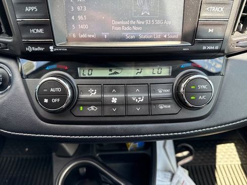 Used 2018 Toyota RAV4 XLE w/ Plus Extra Value Package AWD/4WD image 29
