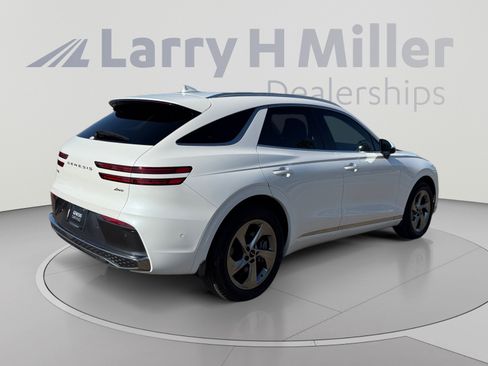 Used 2026 Genesis GV70 2.5T Advanced AWD/4WD image 5