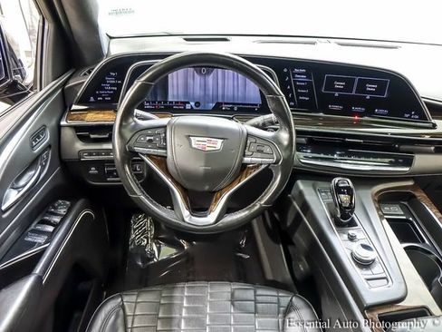 Used 2021 Cadillac Escalade Premium Luxury Platinum AWD/4WD image 14