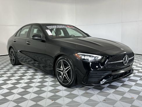 Used 2022 Mercedes-Benz C 300 4MATIC Sedan image 2