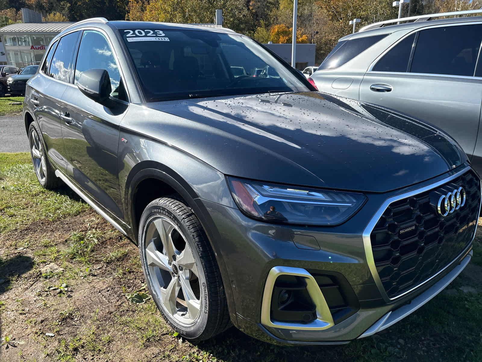Used 2023 Audi Q5 2.0T Prestige w/ Prestige Package AWD/4WD image 2