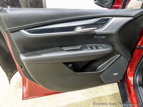 Certified 2024 Cadillac XT5 Premium Luxury image 19