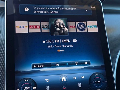 Used 2025 Mercedes-Benz C 300 Sedan image 30