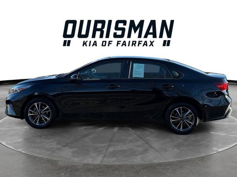 Certified 2024 Kia Forte LXS w/ LXS Technology Package image 3