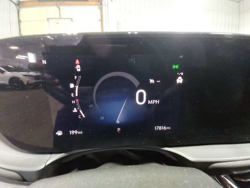 Used 2025 Buick Envista Preferred FWD image 18
