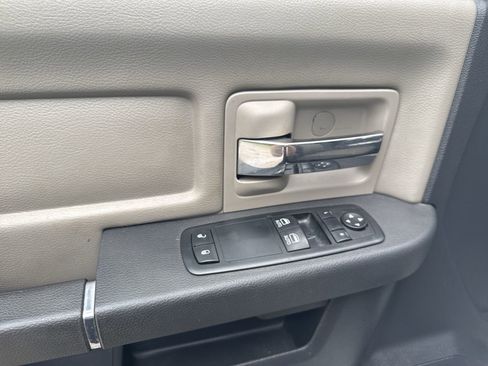 Used 2012 RAM 3500 SLT AWD/4WD image 16