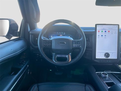 Used 2024 Ford Expedition Limited image 24