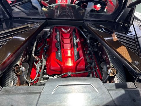 Used 2022 Chevrolet Corvette Stingray Preferred Cpe w/ Engine Appearance Package RWD image 25