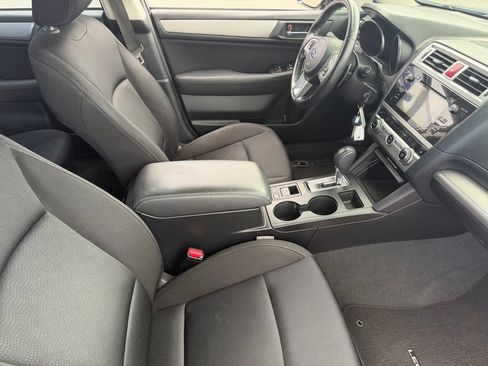 Used 2016 Subaru Legacy 2.5i Premium AWD/4WD image 14