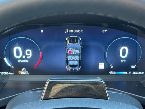 Used 2025 Ford Explorer Platinum w/ LUX Leather Package image 26