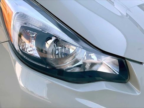 Used 2014 Subaru Crosstrek 2.0i Premium AWD/4WD image 26