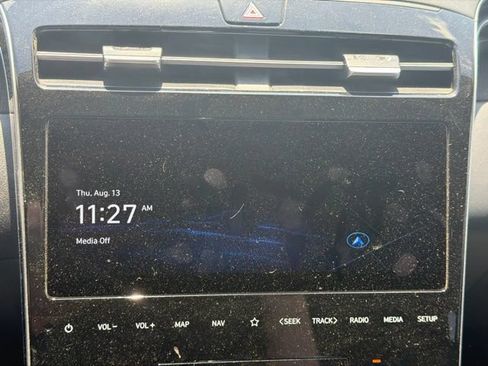 Used 2022 Hyundai Tucson Limited AWD/4WD image 16