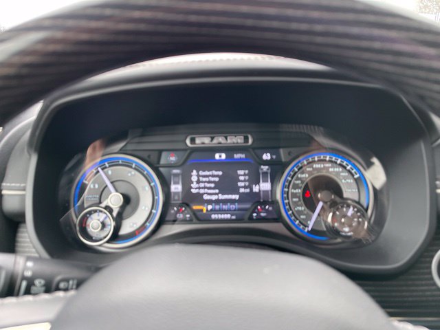 Used 2021 RAM 1500 Limited AWD/4WD image 7