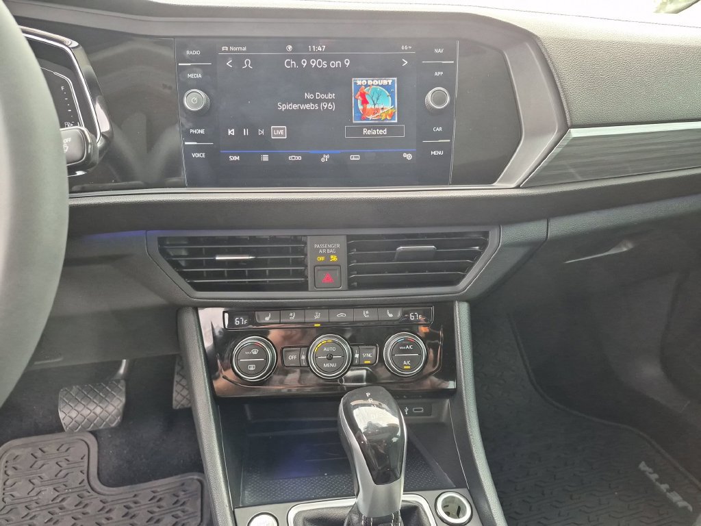 Used 2022 Volkswagen Jetta SEL FWD image 34