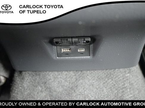 Used 2026 Toyota Camry SE FWD image 21