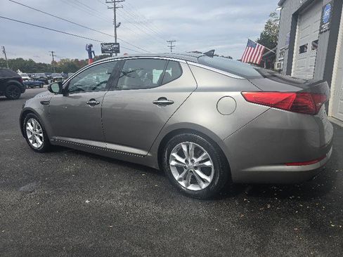 Used 2013 Kia Optima EX w/ Premium Pkg image 4