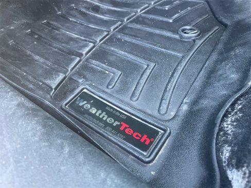 Used 2012 Jeep Wrangler Unlimited Sahara image 31