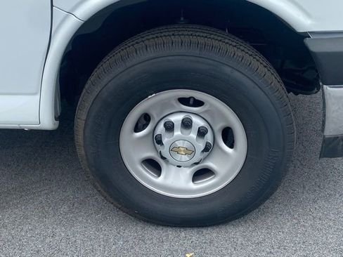 New 2025 Chevrolet Express 3500 w/ Power Convenience Package image 15