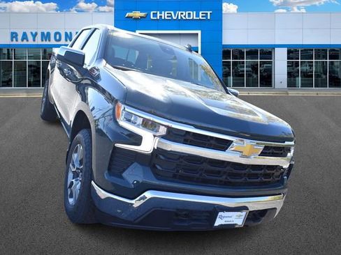 New 2025 Chevrolet Silverado 1500 LT image 10