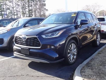 Used 2022 Toyota Highlander Platinum