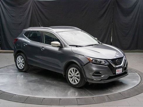 Used 2020 Nissan Rogue Sport SV w/ All-Weather Package image 2