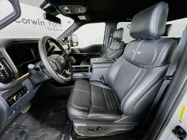 Used 2026 Ford F450 Platinum AWD/4WD image 25