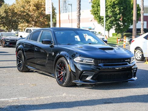 Used 2020 Dodge Charger SRT Hellcat RWD image 3